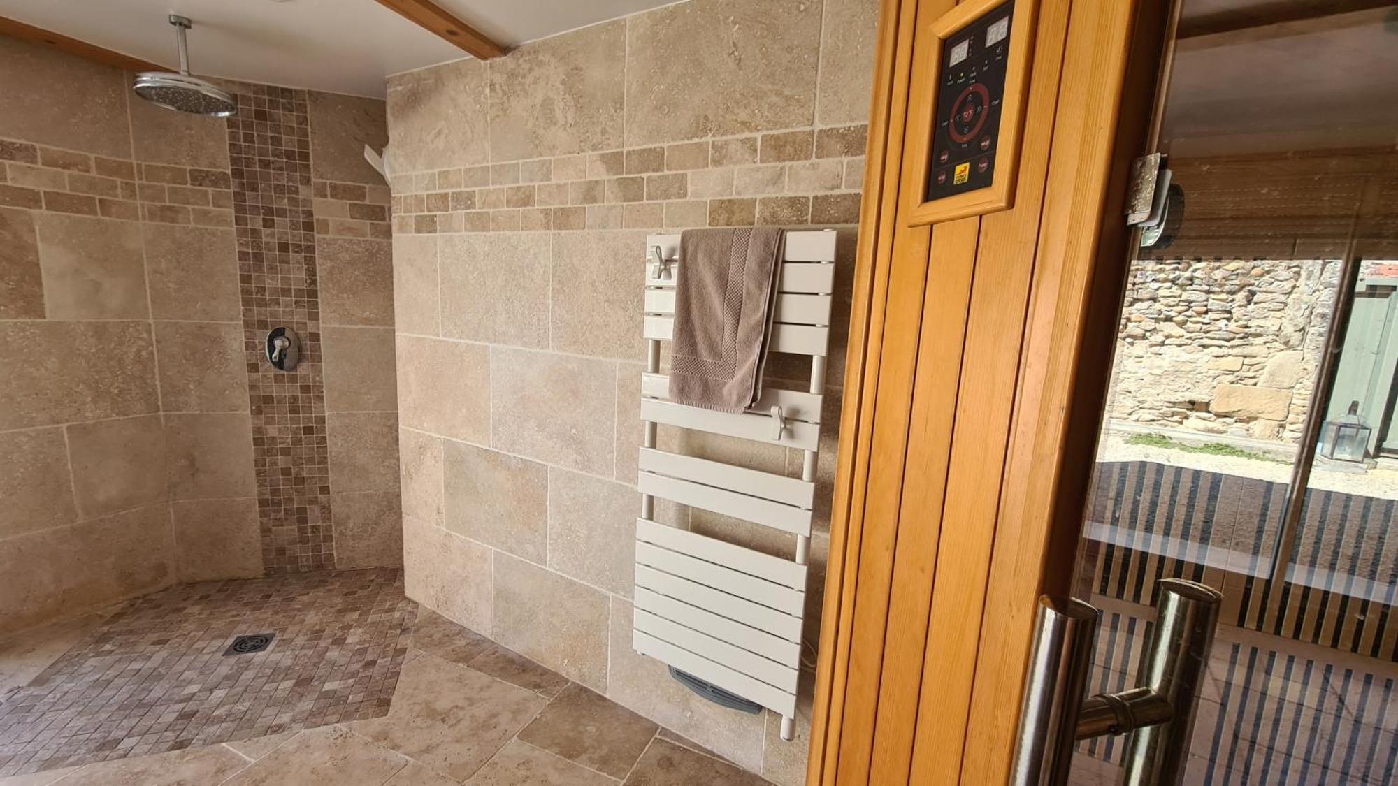 Gite Le Caprice Spa & Sauna Génissieux Kültér fotó